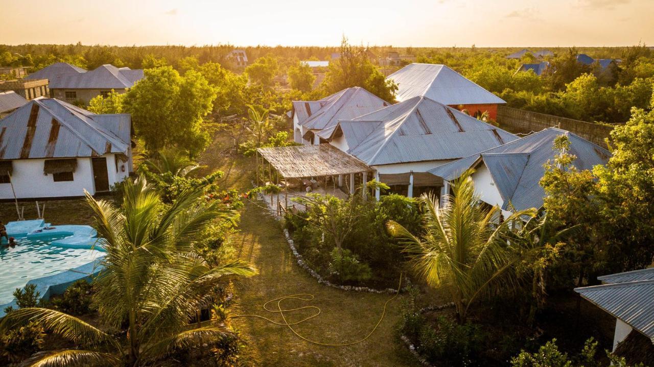 פאג'ה More Africa Guesthouse מראה חיצוני תמונה